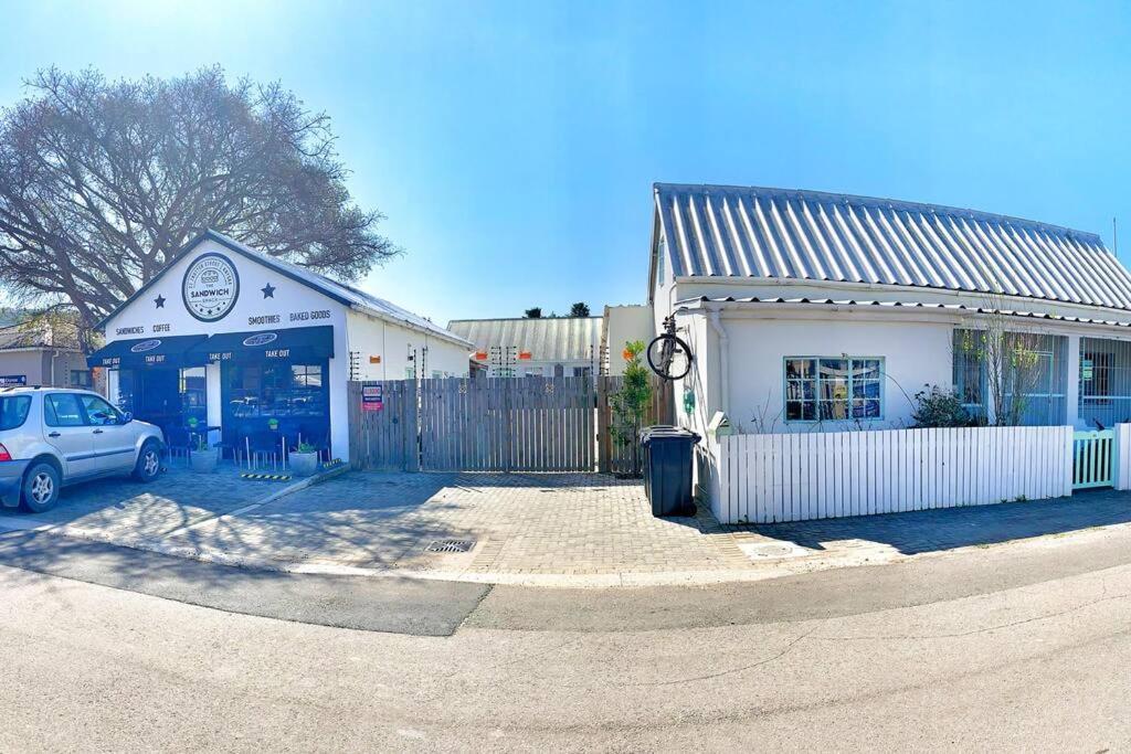The Town House - Lower Knysna Central Eksteriør billede